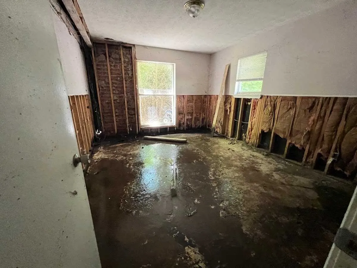 Water Damage Restoration services in Rio Pinar, FL